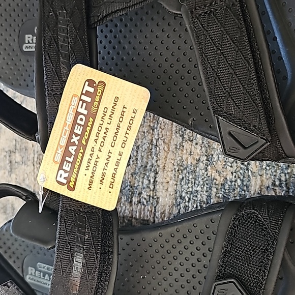 Brand New Men's Sketchers Memory Foam Sandles - Picture 6 of 11